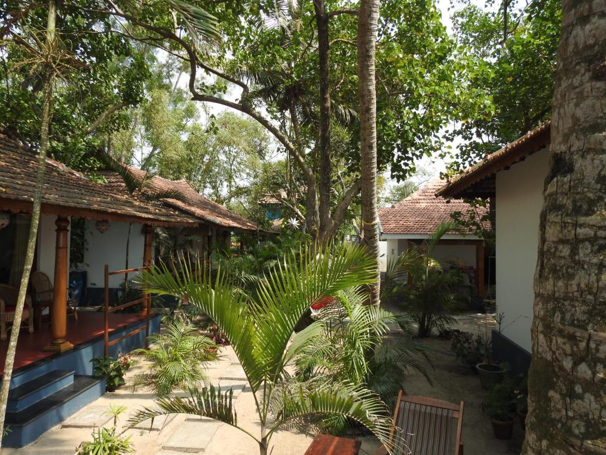 Alleppey Beach Garden Alappuzha Exteriör bild