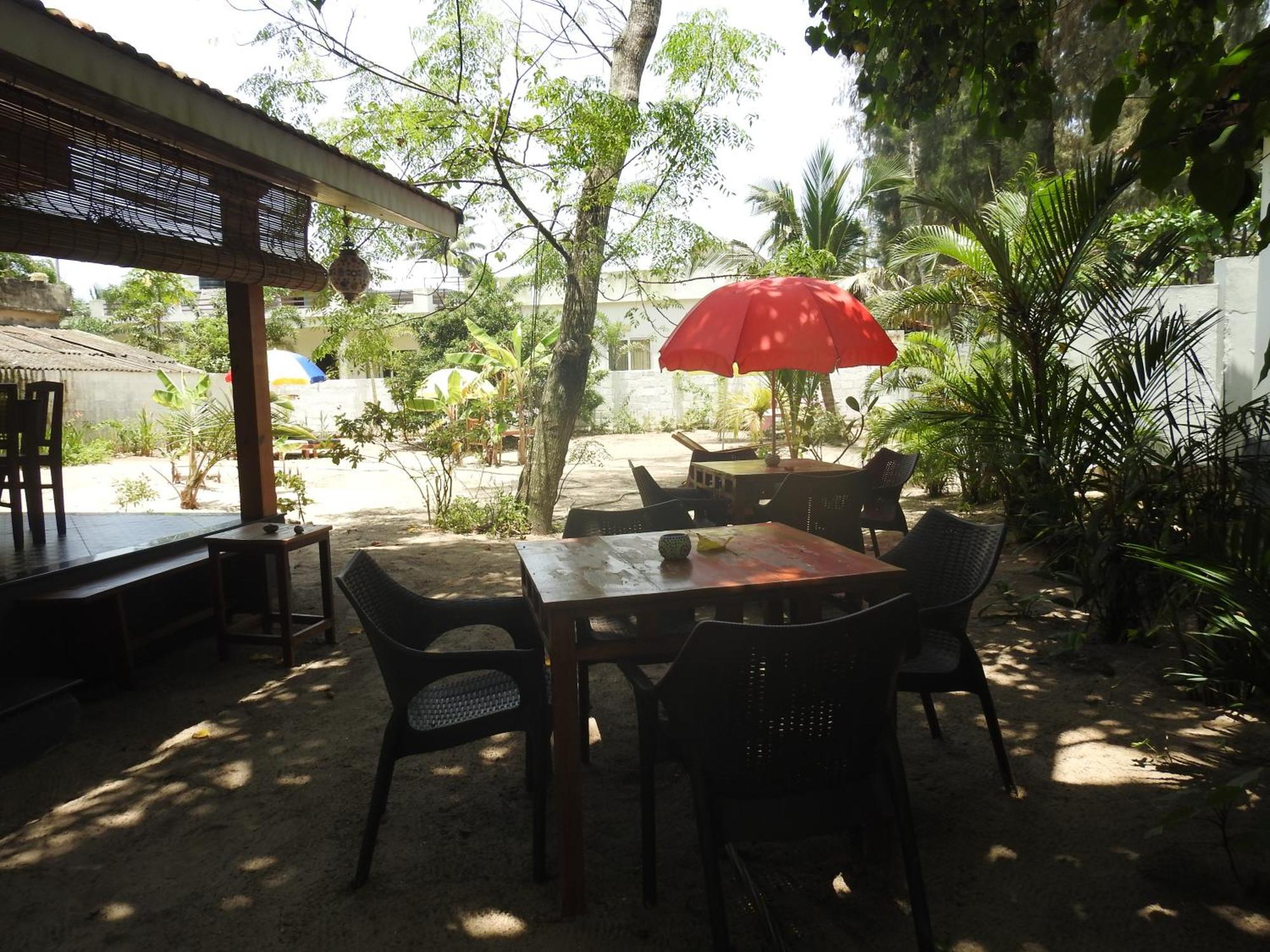 Alleppey Beach Garden Alappuzha Exteriör bild