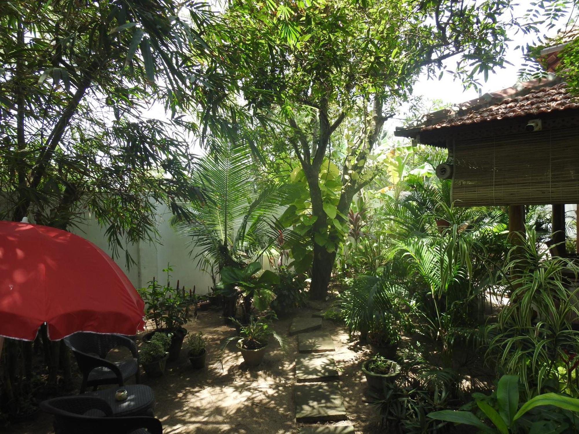 Alleppey Beach Garden Alappuzha Exteriör bild