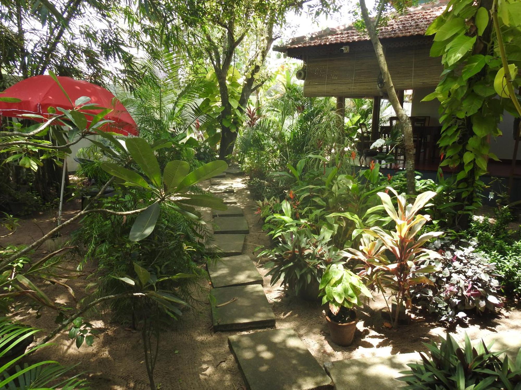Alleppey Beach Garden Alappuzha Exteriör bild