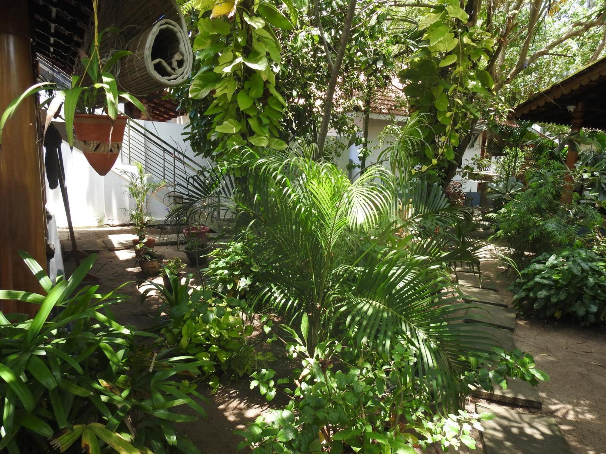 Alleppey Beach Garden Alappuzha Exteriör bild