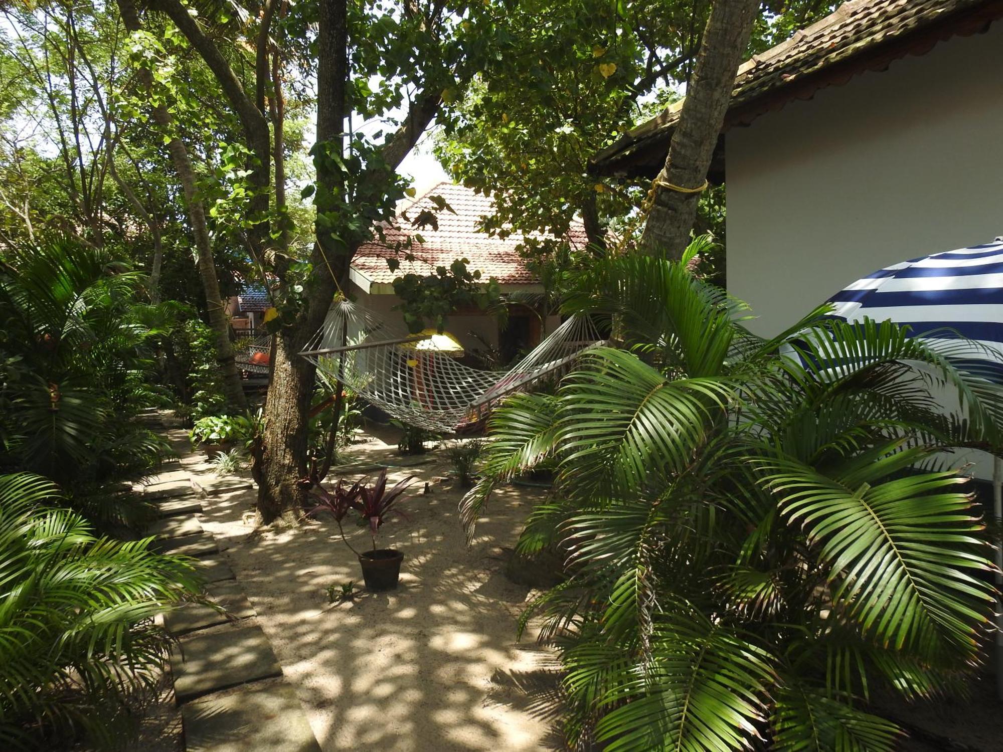 Alleppey Beach Garden Alappuzha Exteriör bild